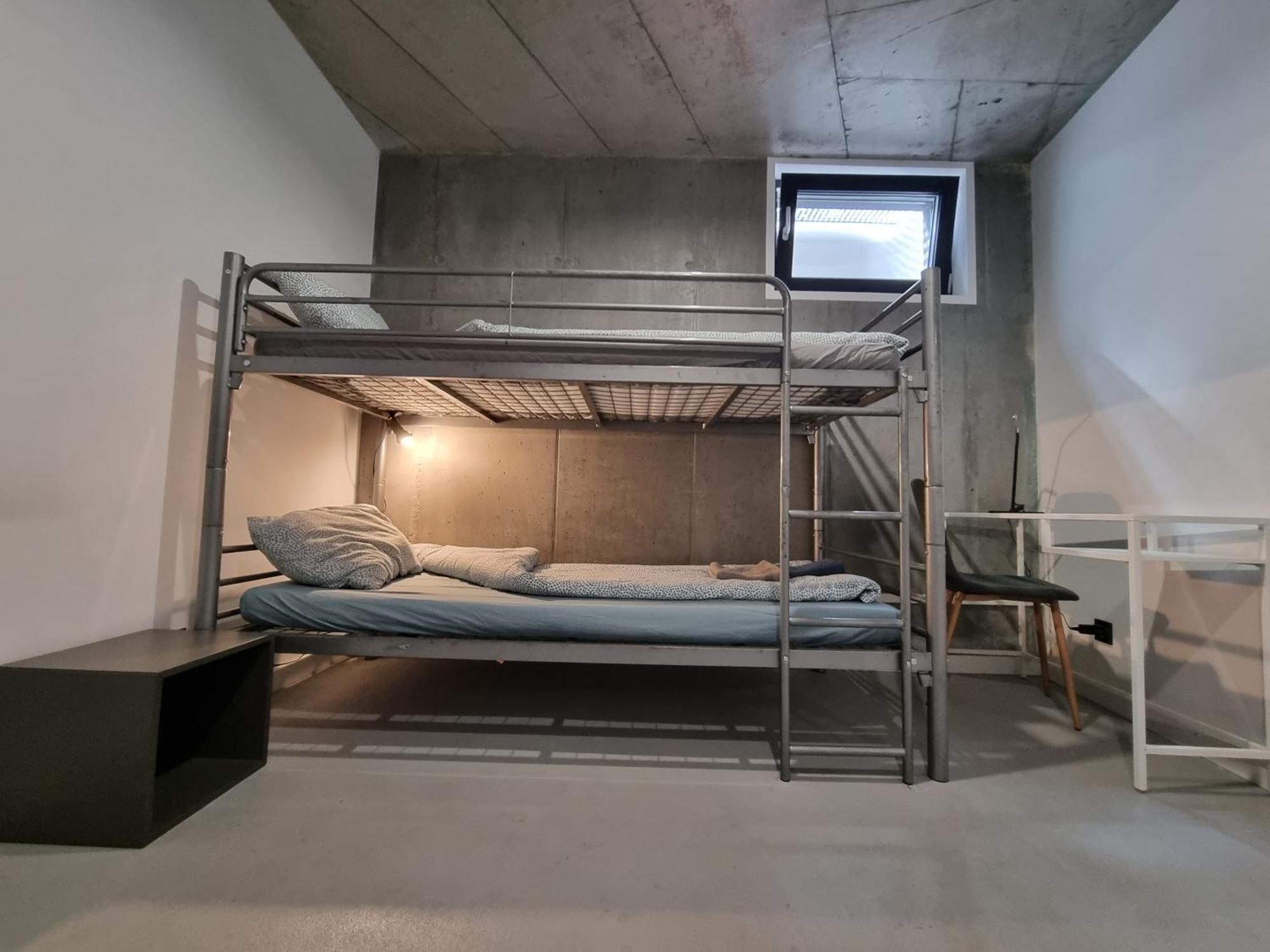 Industrialna Piwnica Hostel Γκντανσκ Δωμάτιο φωτογραφία